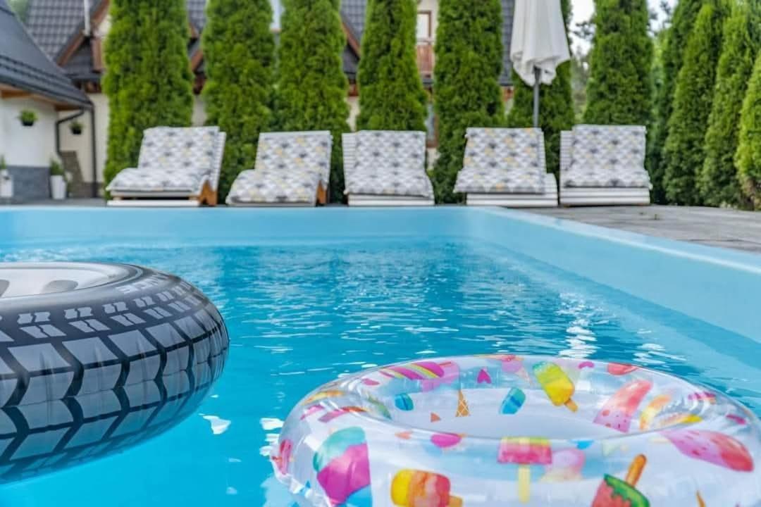 פורונין Domek Dream II Z Jacuzzi I Basenem מראה חיצוני תמונה